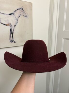 Wide Brim Felt ProHat Cowboy Hat size 7